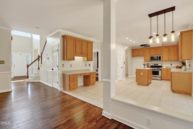 110 Drakewood Place, Cary, NC 27518