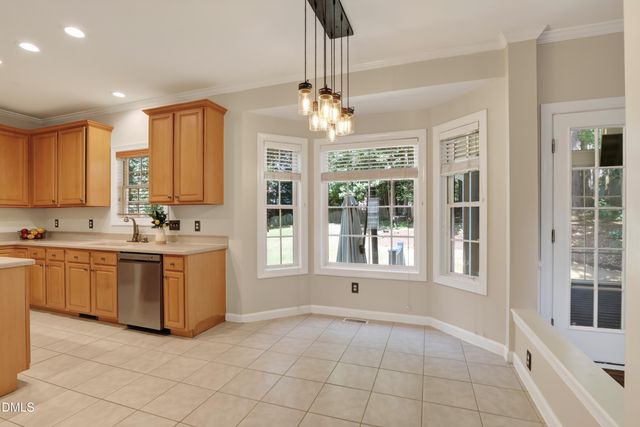 110 Drakewood Place, Cary, NC 27518