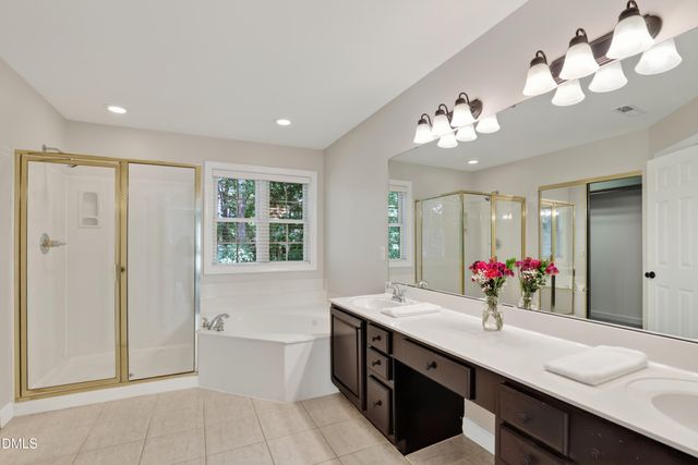 110 Drakewood Place, Cary, NC 27518