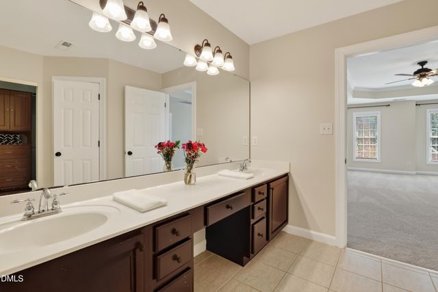 110 Drakewood Place, Cary, NC 27518