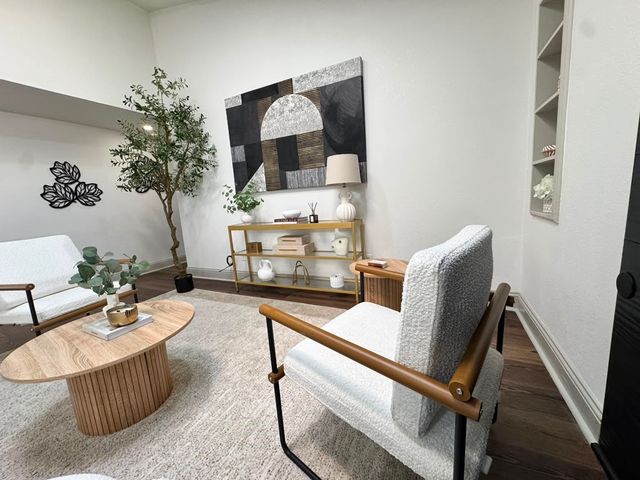 3141 Darvany Drive, Dallas, TX 75220