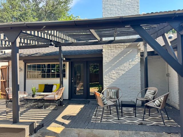 3141 Darvany Drive, Dallas, TX 75220