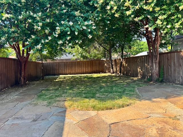 3141 Darvany Drive, Dallas, TX 75220