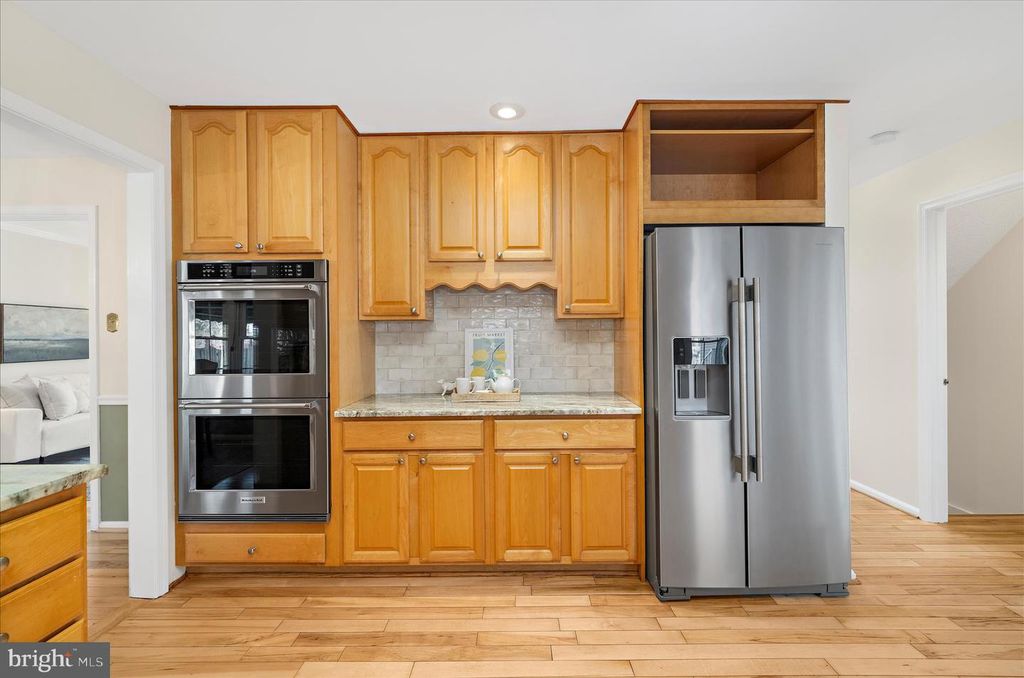 Image 14 of property listing at 788 OAK STUMP DR, Millersville, MD 21108