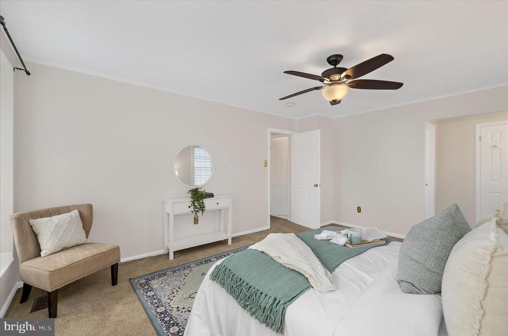 Image 27 of property listing at 788 OAK STUMP DR, Millersville, MD 21108