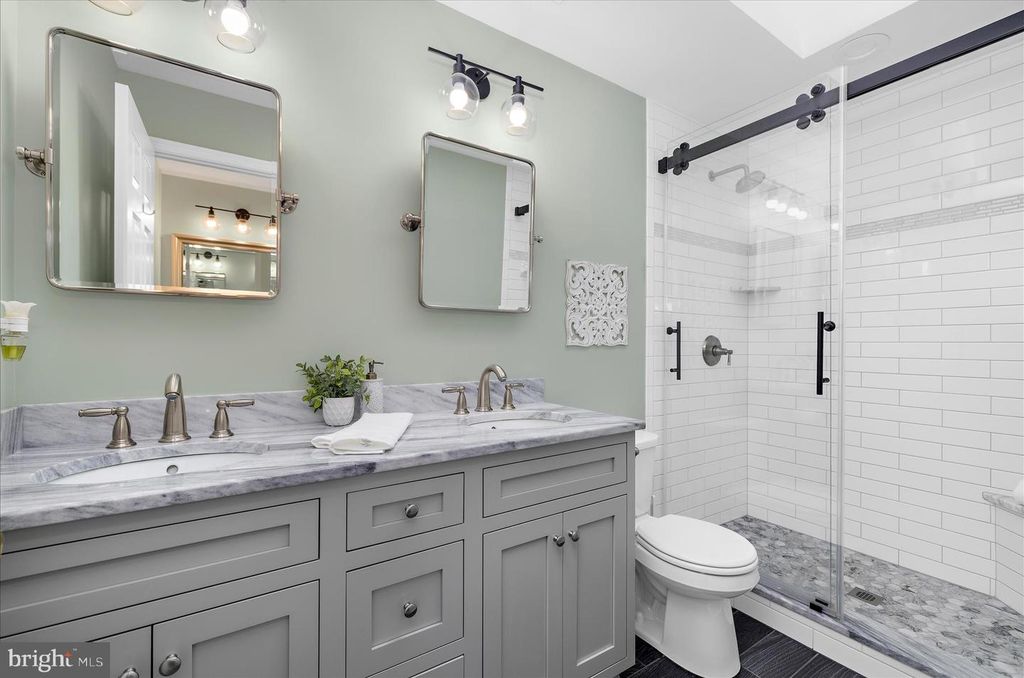 Image 29 of property listing at 788 OAK STUMP DR, Millersville, MD 21108