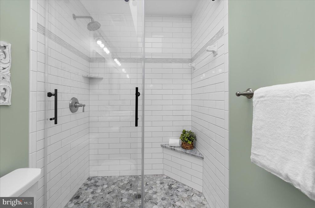 Image 30 of property listing at 788 OAK STUMP DR, Millersville, MD 21108