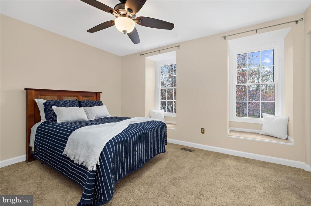 Image 31 of property listing at 788 OAK STUMP DR, Millersville, MD 21108