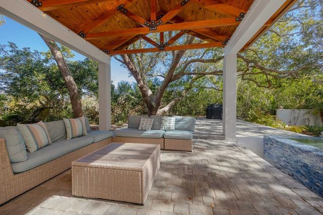 304 Ocean Forest Dr, St Augustine, FL 32080
