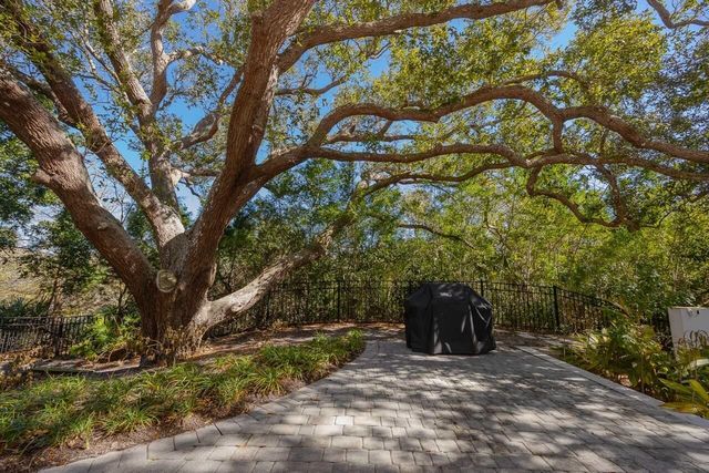 304 Ocean Forest Dr, St Augustine, FL 32080