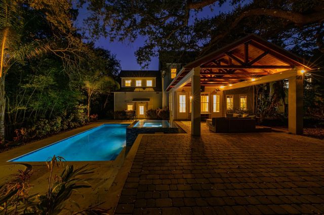 304 Ocean Forest Dr, St Augustine, FL 32080