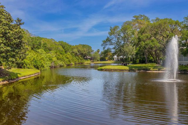 304 Ocean Forest Dr, St Augustine, FL 32080