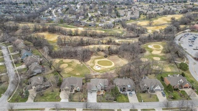 4512 Ironhorse Drive, Leawood, KS 66224