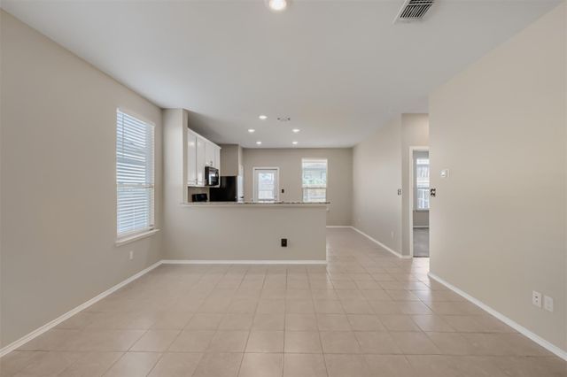 324 Harper LN, Georgetown, TX 78626