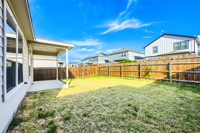 324 Harper LN, Georgetown, TX 78626