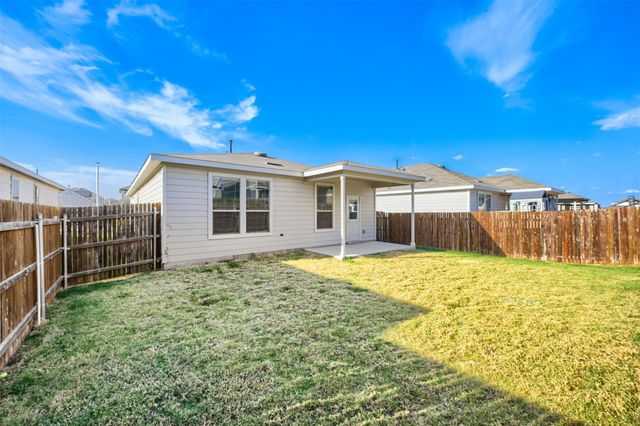 324 Harper LN, Georgetown, TX 78626