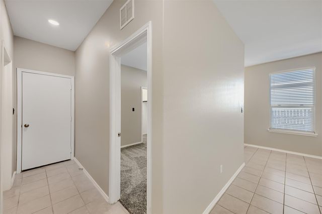 324 Harper LN, Georgetown, TX 78626