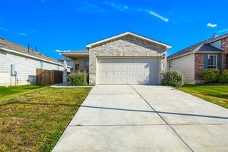 324 Harper LN, Georgetown, TX 78626