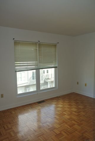 130 Winchester Avenue 304, New Haven, CT 06511