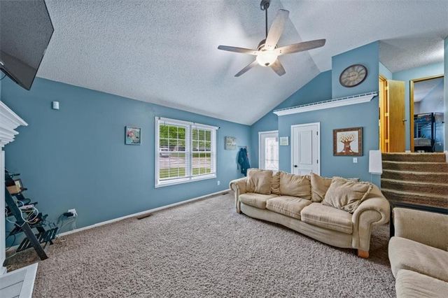409 Autumn Court, Belton, MO 64012