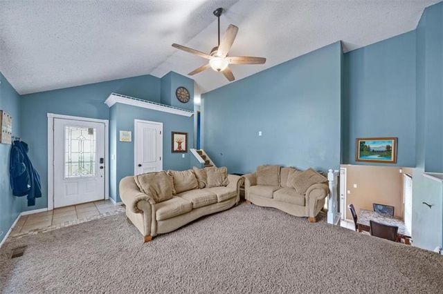 409 Autumn Court, Belton, MO 64012