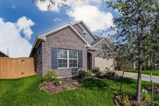 8634 Jetty Glen Drive, Cypress, TX 77433