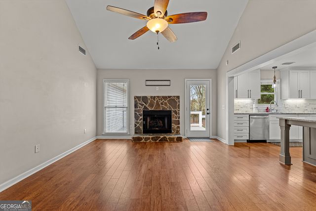 27 Strathmore Drive, Sharpsburg, GA 30277