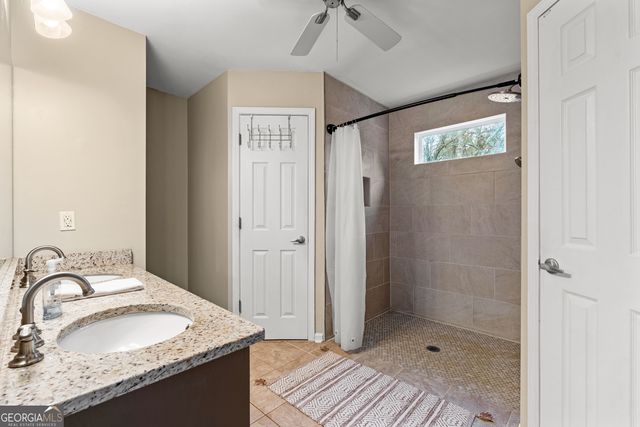 27 Strathmore Drive, Sharpsburg, GA 30277