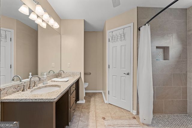 27 Strathmore Drive, Sharpsburg, GA 30277