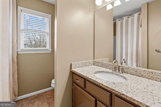 27 Strathmore Drive, Sharpsburg, GA 30277