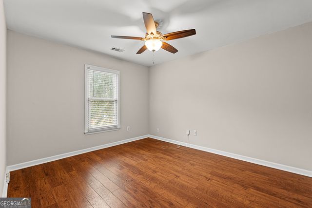 27 Strathmore Drive, Sharpsburg, GA 30277