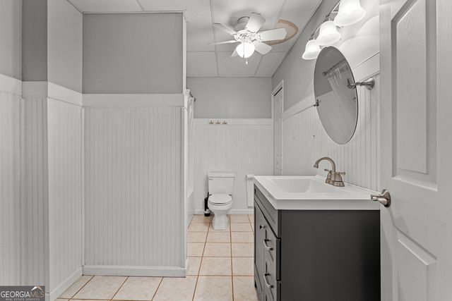 27 Strathmore Drive, Sharpsburg, GA 30277