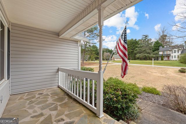 27 Strathmore Drive, Sharpsburg, GA 30277