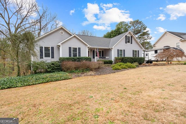 27 Strathmore Drive, Sharpsburg, GA 30277