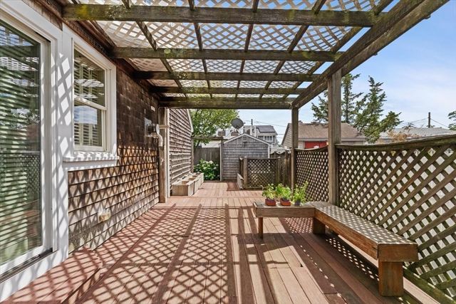 9 62nd St, Newburyport, MA 01950