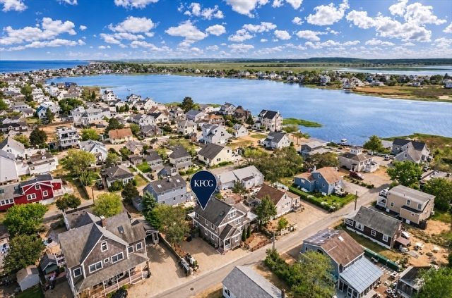9 62nd St, Newburyport, MA 01950