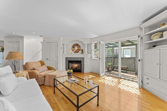 9 62nd St, Newburyport, MA 01950