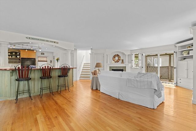 9 62nd St, Newburyport, MA 01950