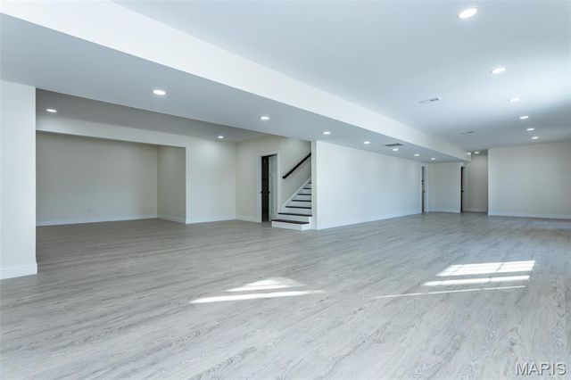 9 Fairway Court, Alton, IL 62002