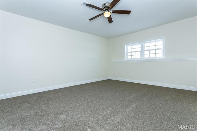 9 Fairway Court, Alton, IL 62002