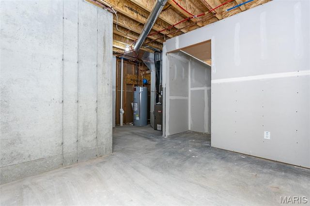 9 Fairway Court, Alton, IL 62002