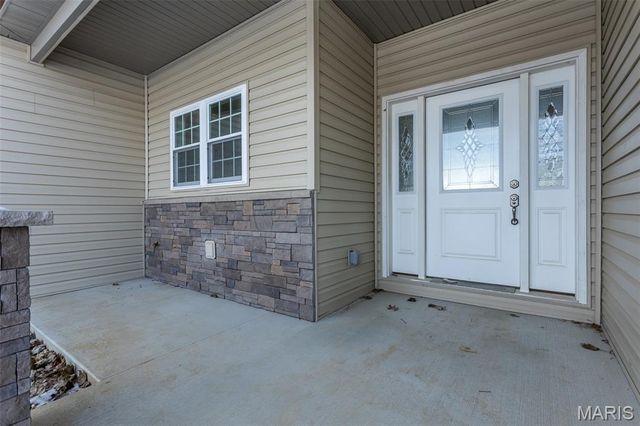 9 Fairway Court, Alton, IL 62002