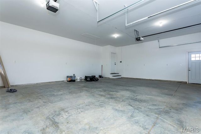 9 Fairway Court, Alton, IL 62002