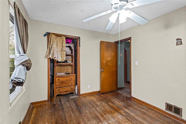 6502 Leavenworth Road, Kansas City, KS 66104