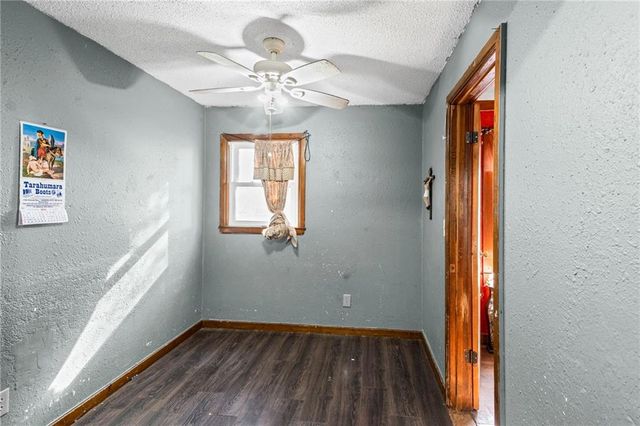 6502 Leavenworth Road, Kansas City, KS 66104