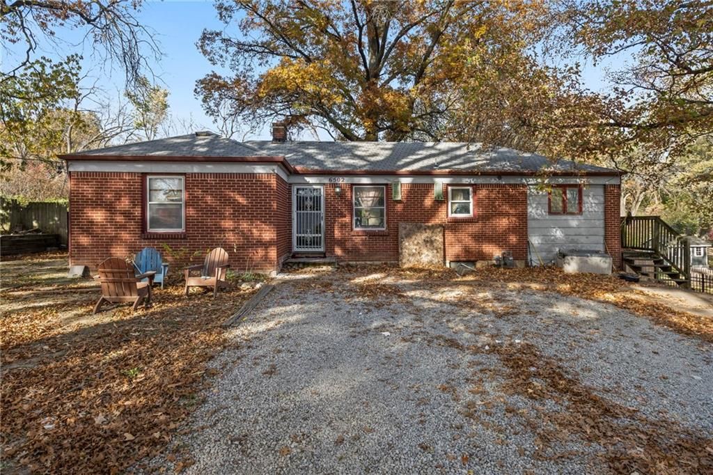 6502 Leavenworth Road, Kansas City, KS 66104