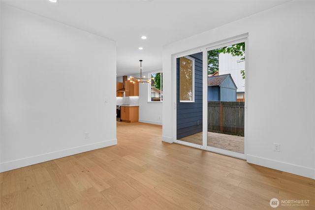 12036 Hiram Place NE, Seattle, WA 98125