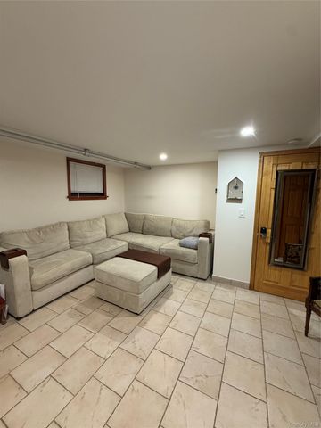 19519 45th Avenue, Flushing, NY 11358