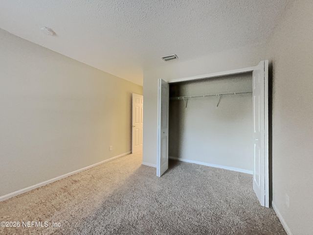 1378 SUMMIT OAKS Drive W, Jacksonville, FL 32221