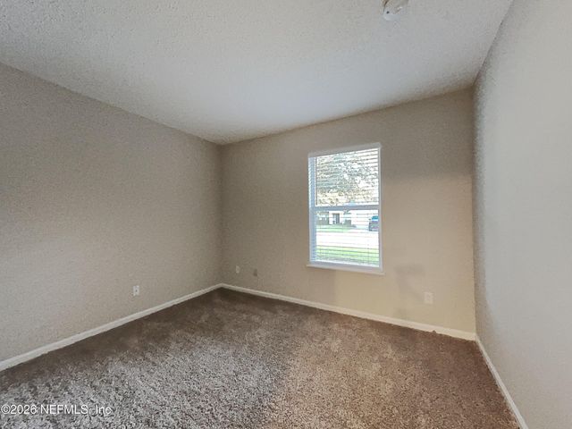 1378 SUMMIT OAKS Drive W, Jacksonville, FL 32221